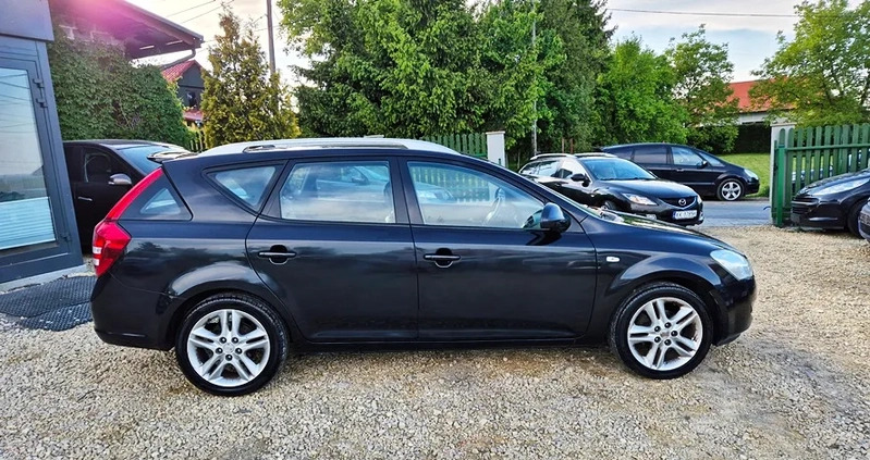 Kia Ceed cena 16500 przebieg: 231000, rok produkcji 2008 z Sobótka małe 631